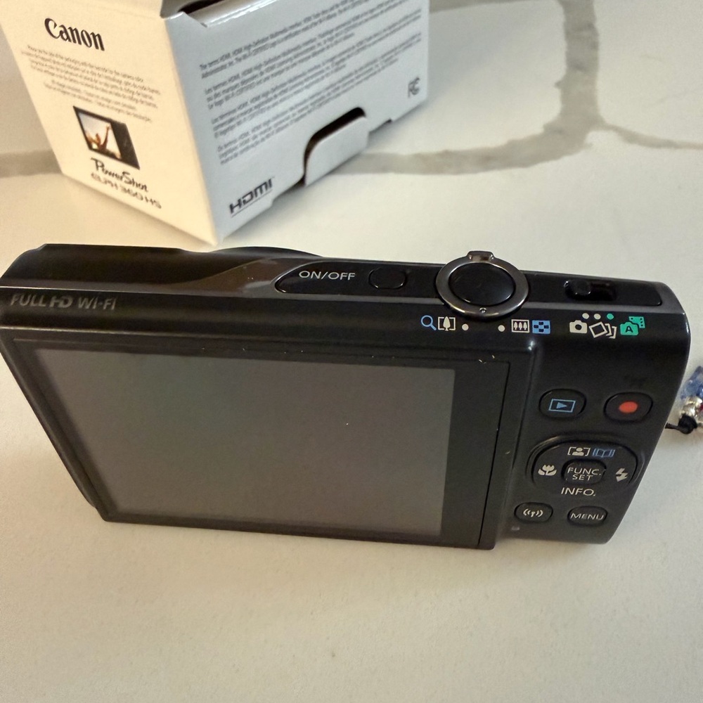 NEW Canon PowerShot ELPH 360 HS WiFi Digital Camera - Picture 3 of 6